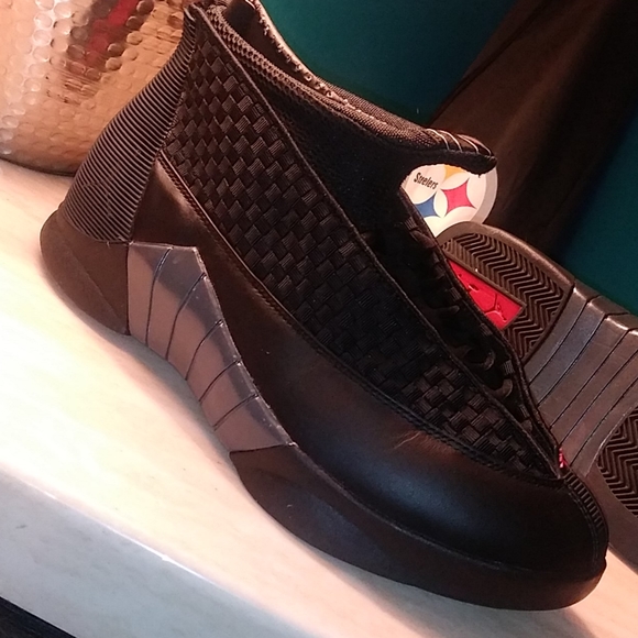 SOLD******Jordan Retro 15 ( NEW ) - Picture 4 of 11